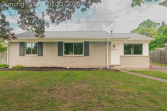 front view picture of 42070 Mcbride Ave, Belleville, MI. 48111