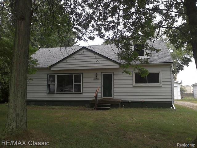 front view picture of 10351 Endicott St, Belleville, MI. 48111