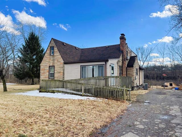 front view picture of 35805 Herman, Romulus, MI. 48174