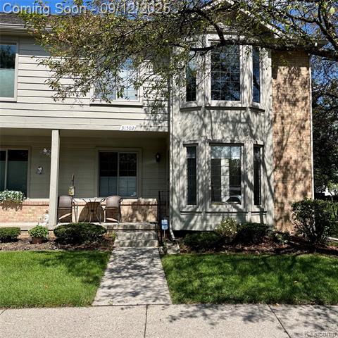 front view picture of 31502 Merriwood, Livonia, MI. 48152
