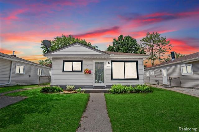 front view picture of 20349 Floral, Livonia, MI. 48152