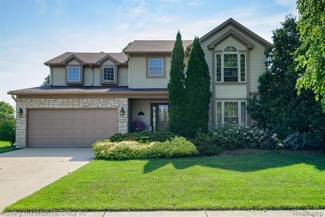front view picture of 9501 Madison Dr, Belleville, MI. 48111