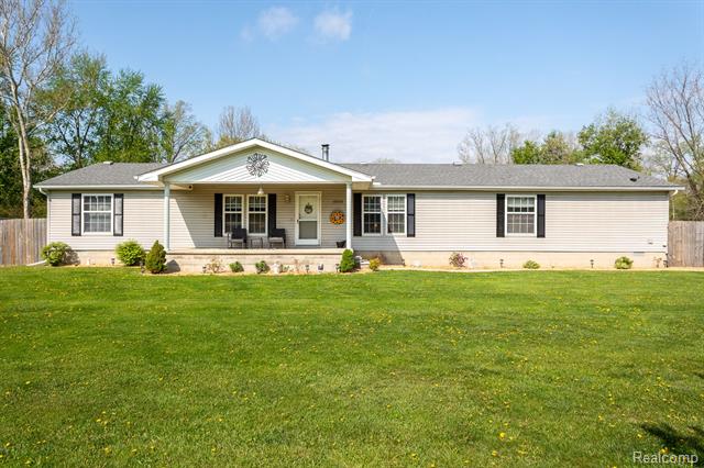 front view picture of 10650 Morton Taylor Rd, Belleville, MI. 48111