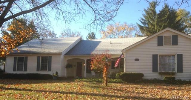 front view picture of 20489 Lexington Blvd, Northville, MI. 48167