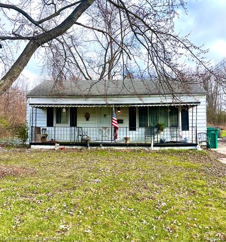 front view picture of 6931 Ball, Romulus, MI. 48174