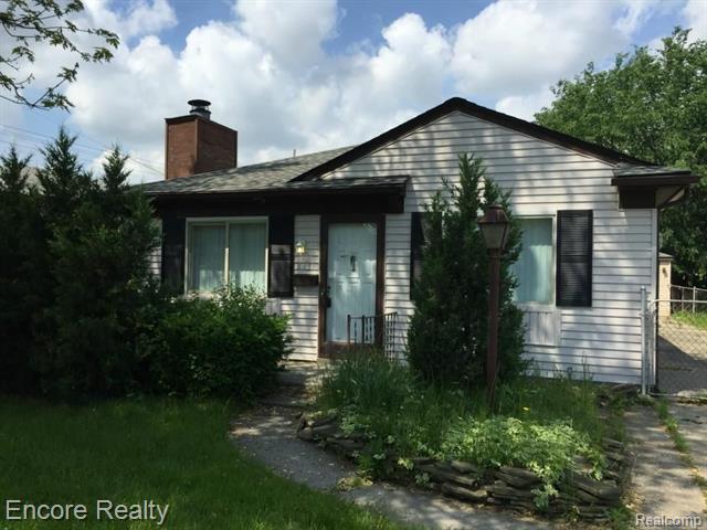 front view picture of 5684 Gertrude, Dearborn Heights, MI. 48125