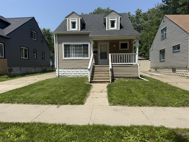 front view picture of 25629 Powers, Dearborn Heights, MI. 48125