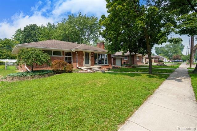 front view picture of 5954 Pine, Taylor, MI. 48180