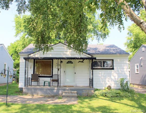 front view picture of 6036 Huron, Taylor, MI. 48180
