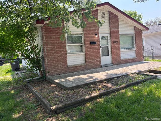 front view picture of 6303 Duncan, Taylor, MI. 48180