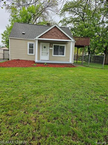 front view picture of 6031 Cherokee, Taylor, MI. 48180
