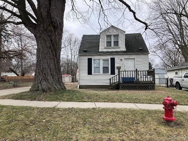 front view picture of 5990 Janet, Taylor, MI. 48180