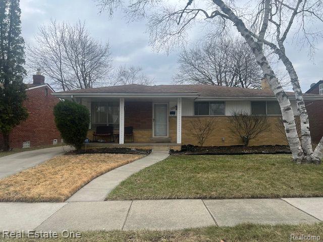 front view picture of 13731 Pearson St, Oak Park, MI. 48237