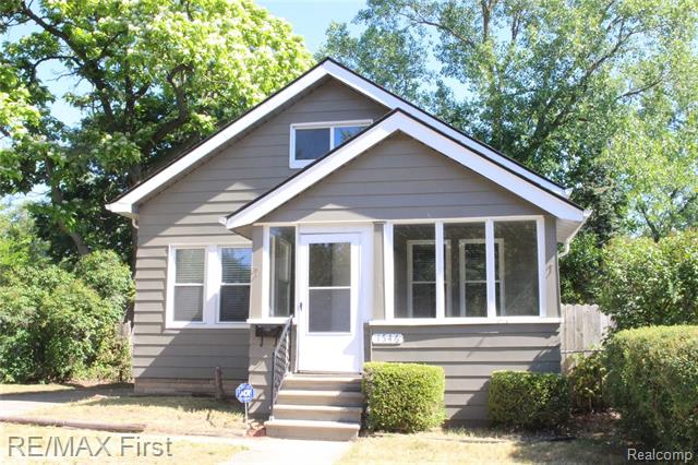 front view picture of 1546 W Marshall St, Ferndale, MI. 48220