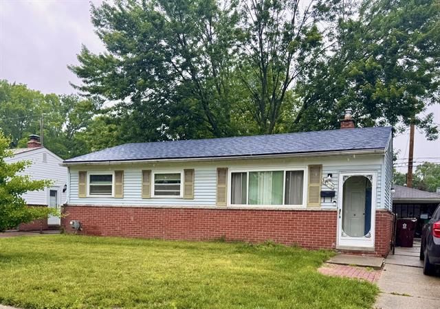 front view picture of 34516 John St, Wayne, MI. 48184