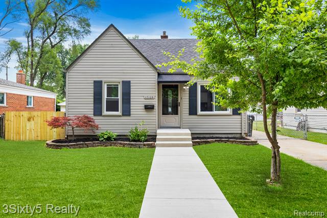 front view picture of 17109 Euclid, Allen Park, MI. 48101