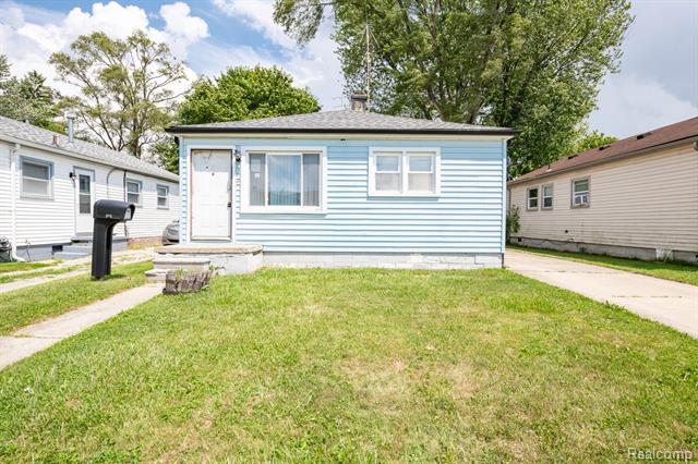 front view picture of 5157 Hubbard St, Wayne, MI. 48184