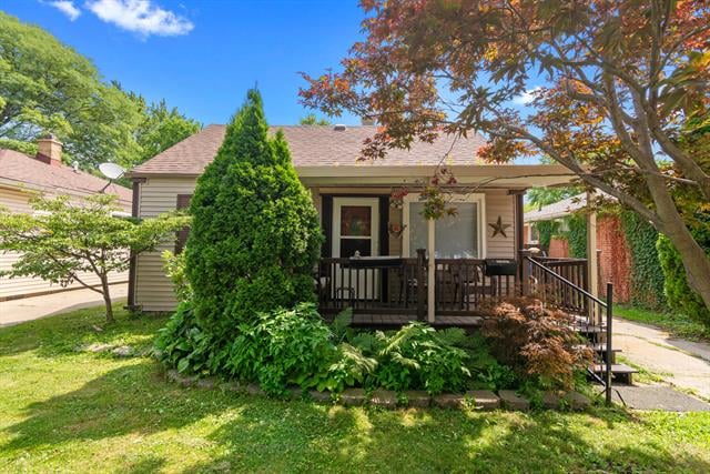front view picture of 5711 Polk, Dearborn Heights, MI. 48125