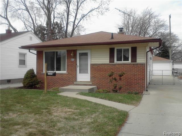 front view picture of 17094 Russell, Allen Park, MI. 48101