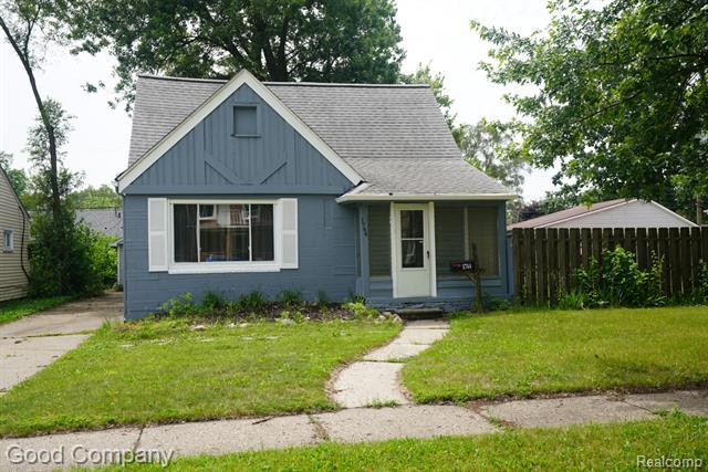 front view picture of 1744 E Madge Ave, Hazel Park, MI. 48030