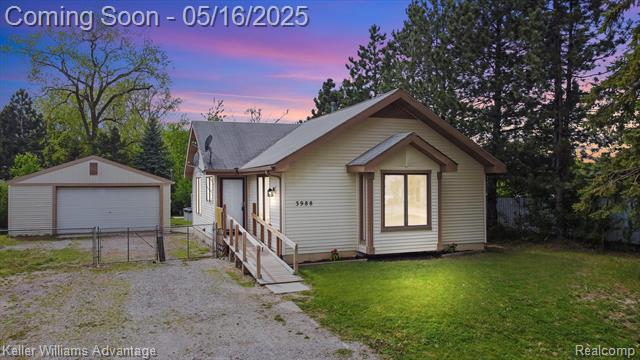 front view picture of 3988 Grace Ave, Wayne, MI. 48184