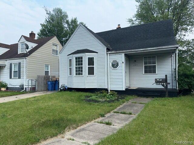front view picture of 25895 Annapolis, Dearborn Heights, MI. 48125