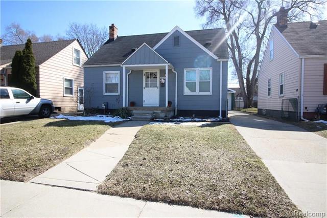 front view picture of 25439 Stanford, Dearborn Heights, MI. 48125