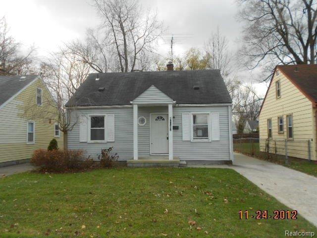 front view picture of 24627 Stanford, Dearborn Heights, MI. 48125