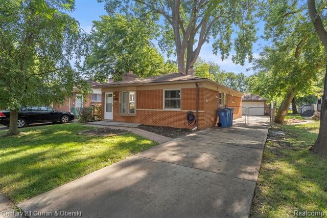 front view picture of 4437 Culver, Dearborn Heights, MI. 48125
