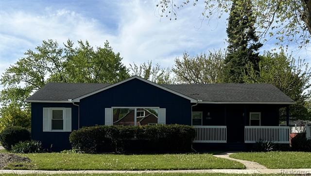 front view picture of 20701 Annapolis, Dearborn Heights, MI. 48125