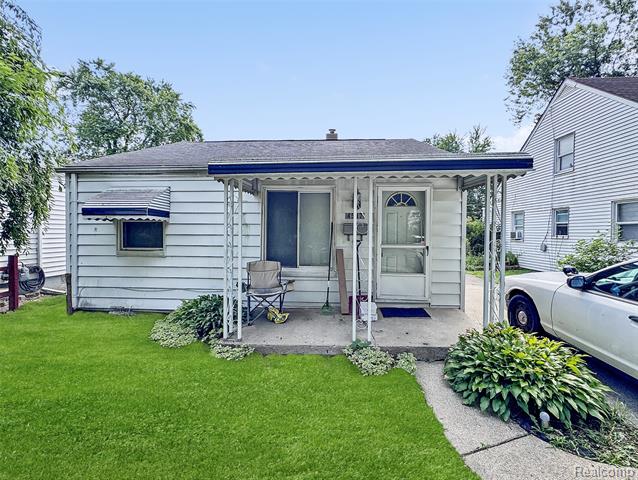 front view picture of 4507 Katherine, Dearborn Heights, MI. 48125