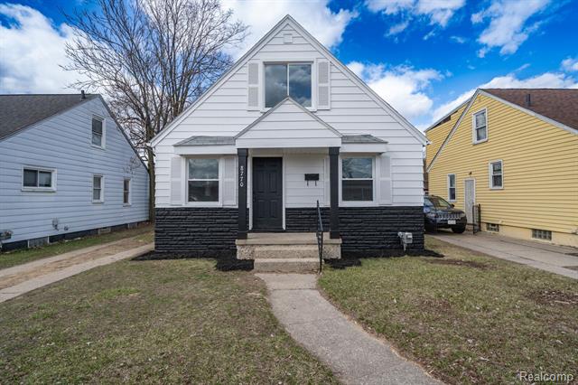 front view picture of 8770 Leroy St, Oak Park, MI. 48237