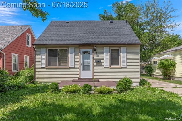 front view picture of 4476 Bedford, Dearborn Heights, MI. 48125