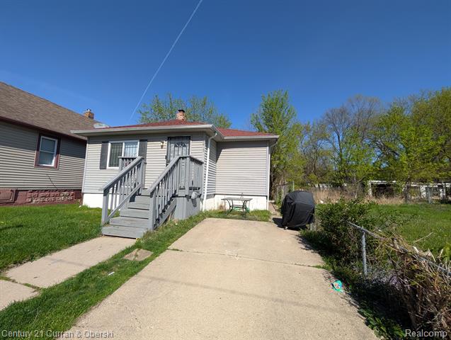 front view picture of 4013 Moore, Inkster, MI. 48141