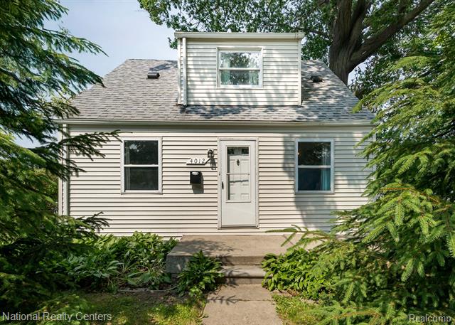 front view picture of 4012 Campbell, Dearborn Heights, MI. 48125
