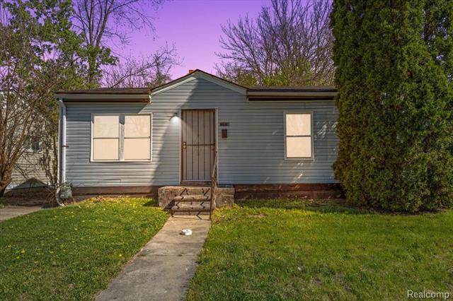 front view picture of 26076 Colgate, Inkster, MI. 48141