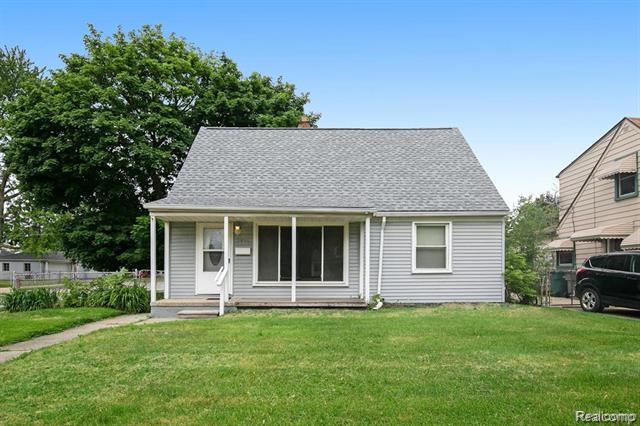 front view picture of 3850 Madison, Dearborn, MI. 48124