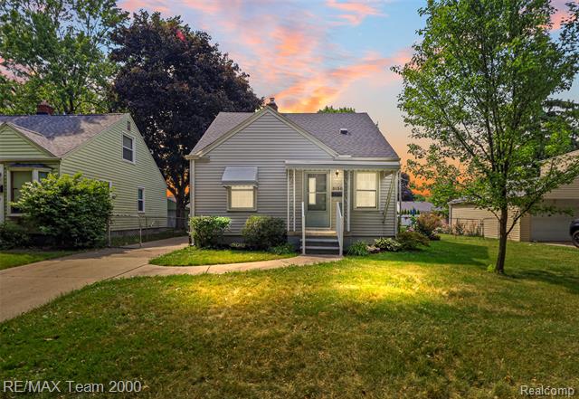 front view picture of 3130 Chestnut, Dearborn, MI. 48124