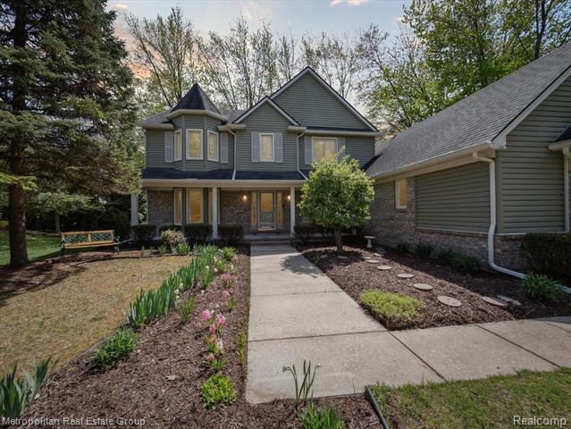 front view picture of 42167 Woodcreek, Canton, MI. 48188