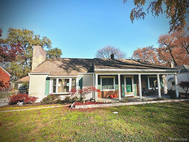 front view picture of 24644 Penn, Dearborn, MI. 48124