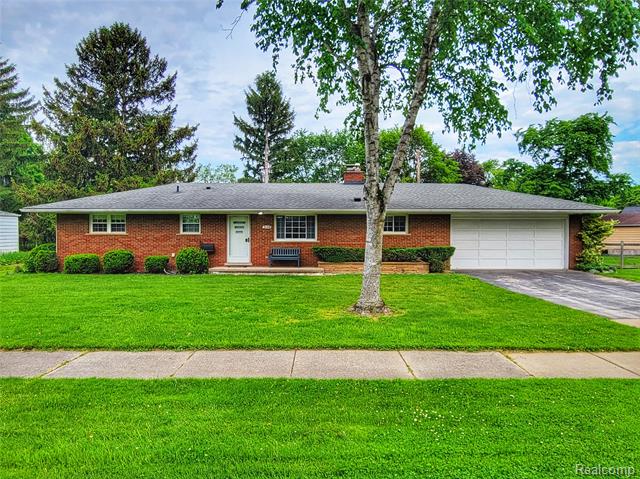 front view picture of 3128 Winifred St, Wayne, MI. 48184