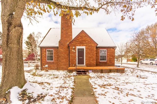 front view picture of 3106 Winifred St, Wayne, MI. 48184