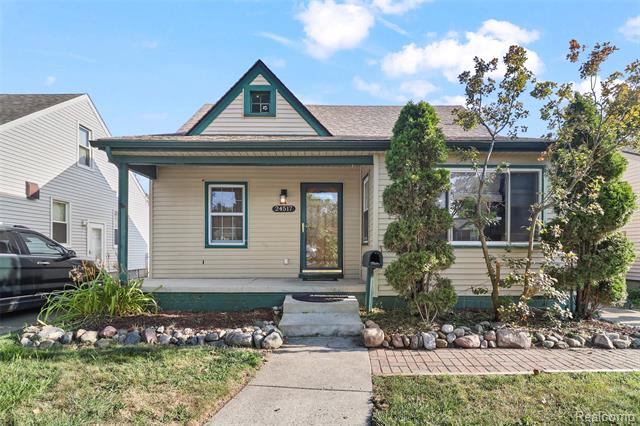 front view picture of 24517 Calvin, Dearborn, MI. 48124