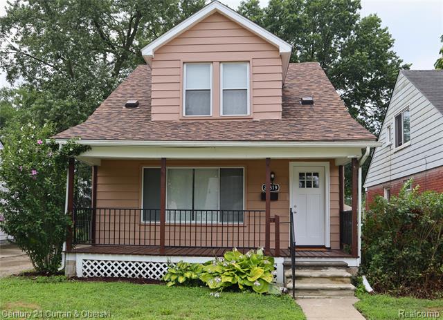 front view picture of 24819 Union, Dearborn, MI. 48124