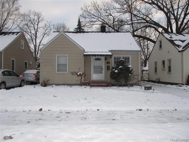 front view picture of 24411 Union, Dearborn, MI. 48124