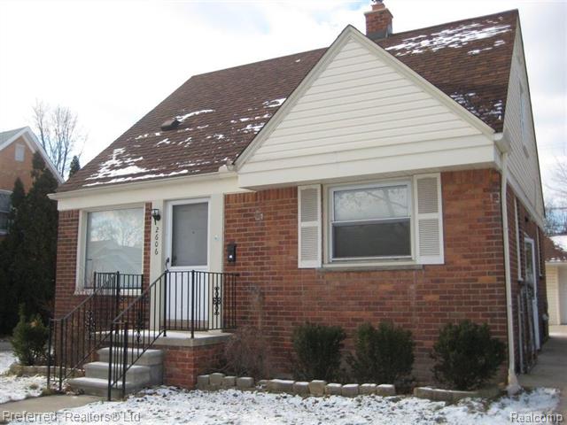 front view picture of 2606 Willow, Dearborn, MI. 48124