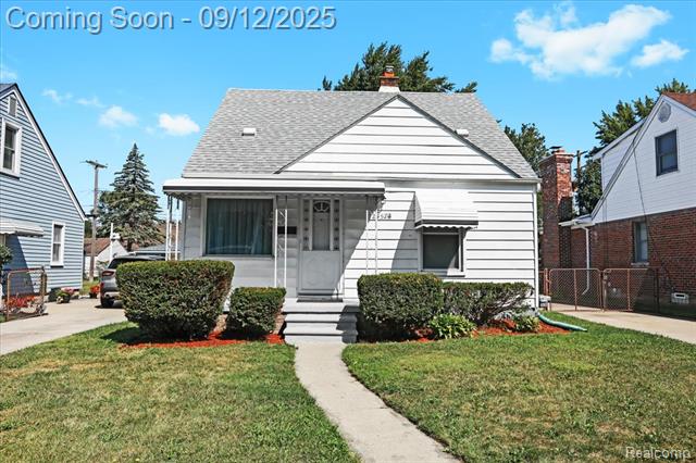 front view picture of 24514 Ross, Dearborn, MI. 48124