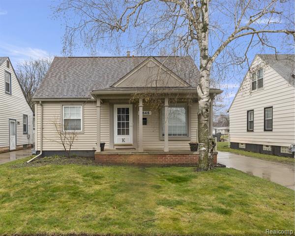 front view picture of 3845 Williams, Dearborn, MI. 48124