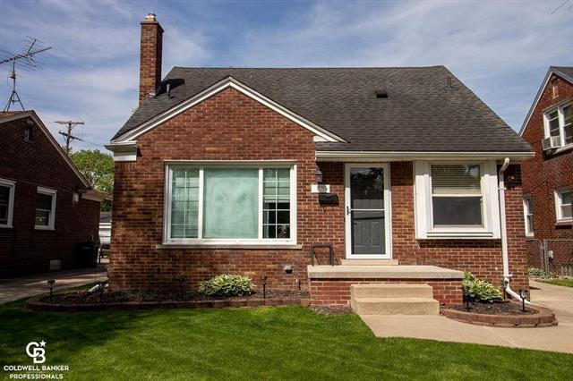 front view picture of 3620 Mayfair, Dearborn, MI. 48124