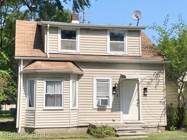 front view picture of 1549 E Madge Ave, Hazel Park, MI. 48030